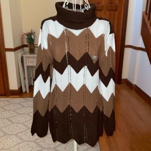 Color block sweater size small